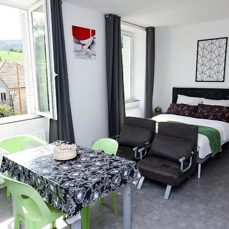 Aparthotel La Batisse L'arbre Gris